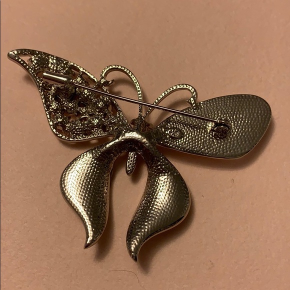 Super Sparkly Butterfly Brooch - Picture 4 of 5